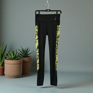 EXERTEK‎ BLK. AND YELLOW WOMEN'S LEGGINGS SMALL VGC